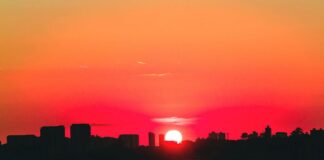 Погода готовит Украине сюрприз на завтра: каким областям срочно приготовиться