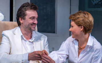 В Театре сатиры раскрыли «Маленькие супружеские преступления»