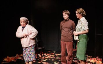 В спектакле по рассказам Бориса Минаева воспроизвели запах советского детства