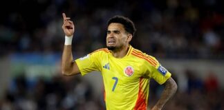 Диас настаивает на включении особого пункта в контракт с Барселоной