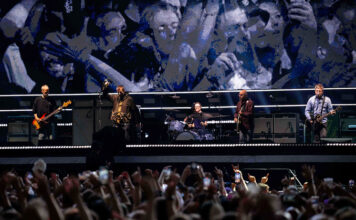 Oasis посмеялись над ценами на билеты: Галлахеры могут получить миллиарды за тур