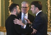 Макрон позвонил Зеленскому сразу после разговора с Путиным – СМИ