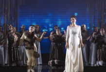 «Геликон-опера» привезла на Чукотку 4 тонны декораций