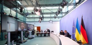 Украинская делегация «взорвалась аплодисментами» после разговора с Трампом: что сказал президент США – WSJ