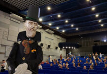 На кинофестивале «Окно в Европу» открылась выставка, посвященная Льву Толстому