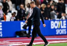 Вест Хэм официально уволил своего наставника