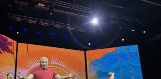 Мюзикл «Приключения Электроника» представил БДХ им. В.С.Попова