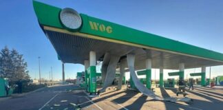 Войска РФ ударили «Искандером» по Николаеву, есть жертва: спасатели показали видео