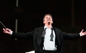 На сцене весь «Ленком»: Панков представил свой первый спектакль в качестве худрука