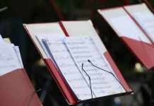 «Я пишу его для себя»: в Москве прозвучал самый загадочный Реквием Моцарта