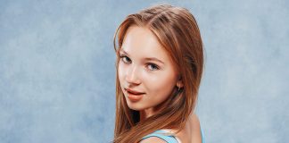 Поп-сенсация года Betsy рассказала о европейских гастролях и алгоритмичном звуке