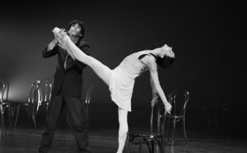 «Стулья» и «бессвязный шёпот мира»