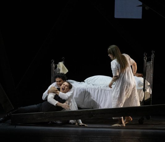 Премьера в МАМТ: 5 шокирующих фактов об опере Шостаковича