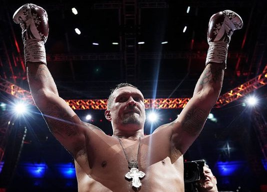 Усик определился с датой завершения карьеры