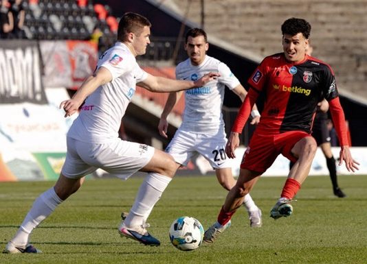 Верес дома уступил Колосу, оказав достойное сопротивление