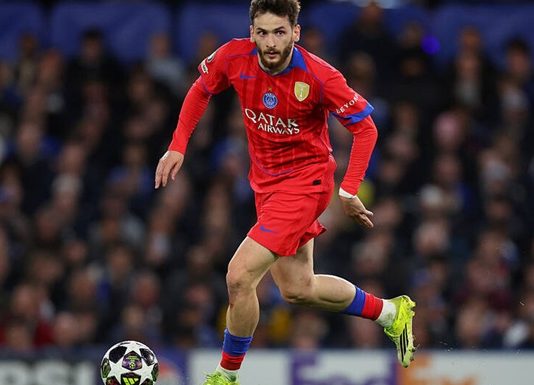 Кварацхелия стал интересен Арсеналу, но у ПСЖ также предметный интерес