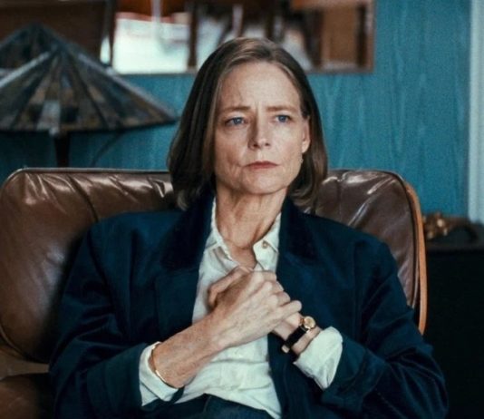 Джоди Фостер вновь говорит по-французски